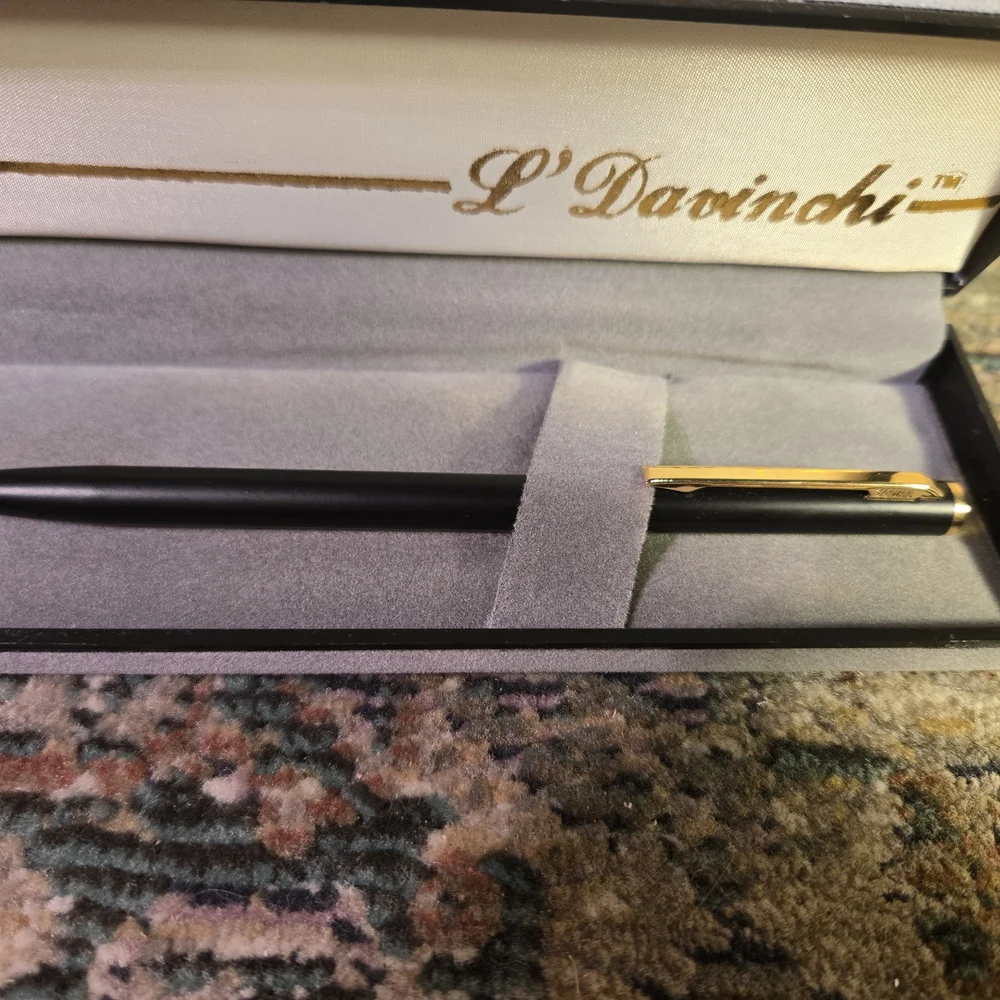 Vtg  L'DAVINCHI 2pc Ballpoint Pen Set in Original Box One Pen Left